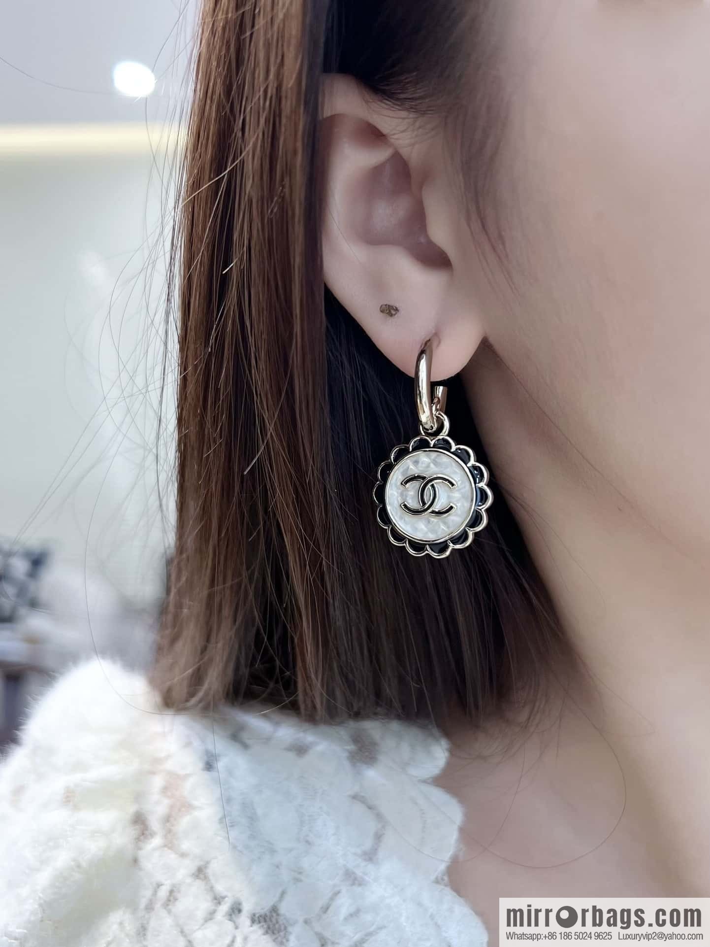 ❗️New ❗️ ☀️ new ☑️ chanel c2 double c round stud earrings ☀️