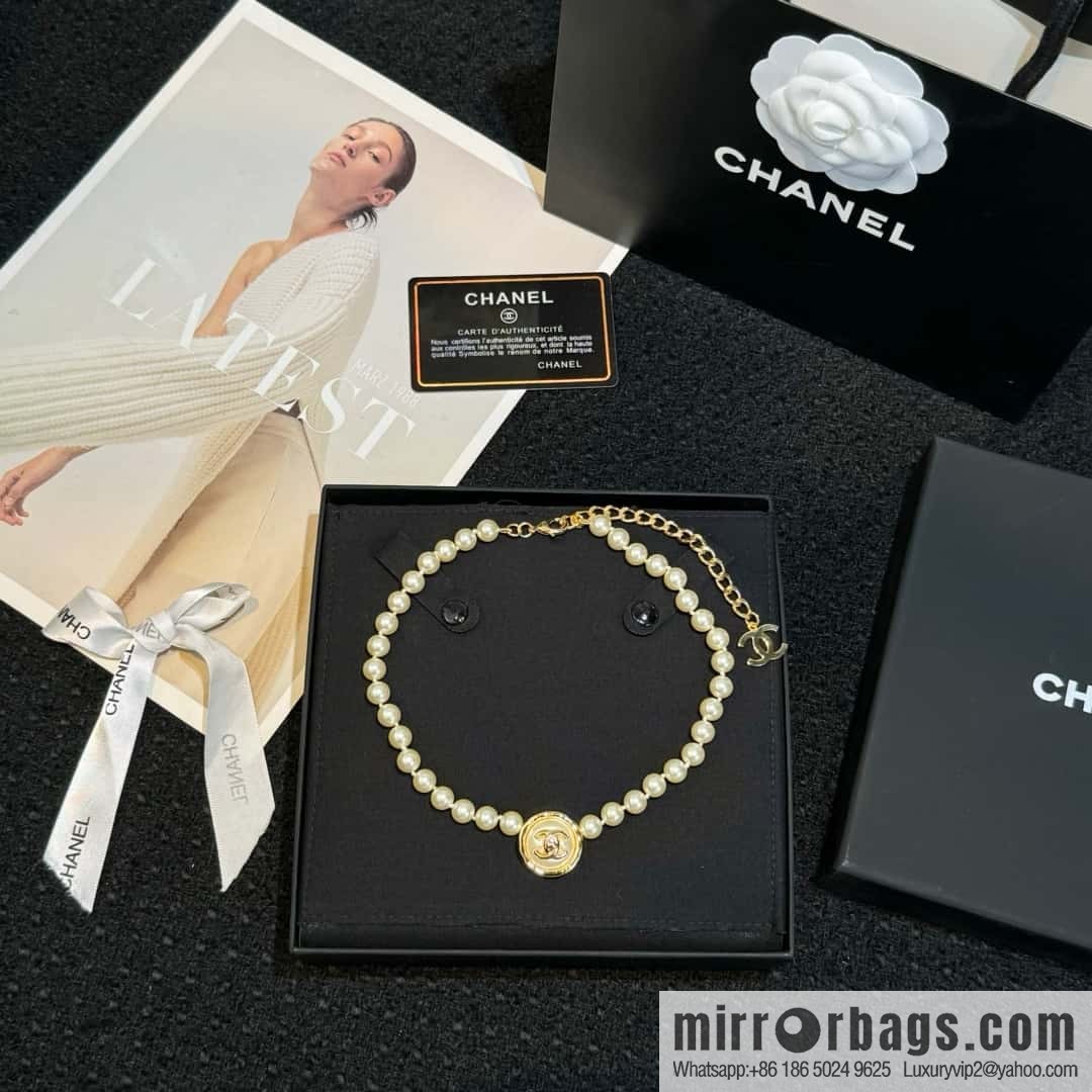 ❗️New ❗️☀️ New ☑️ Chanel Double C Round Button Pearl Necklace ☀️