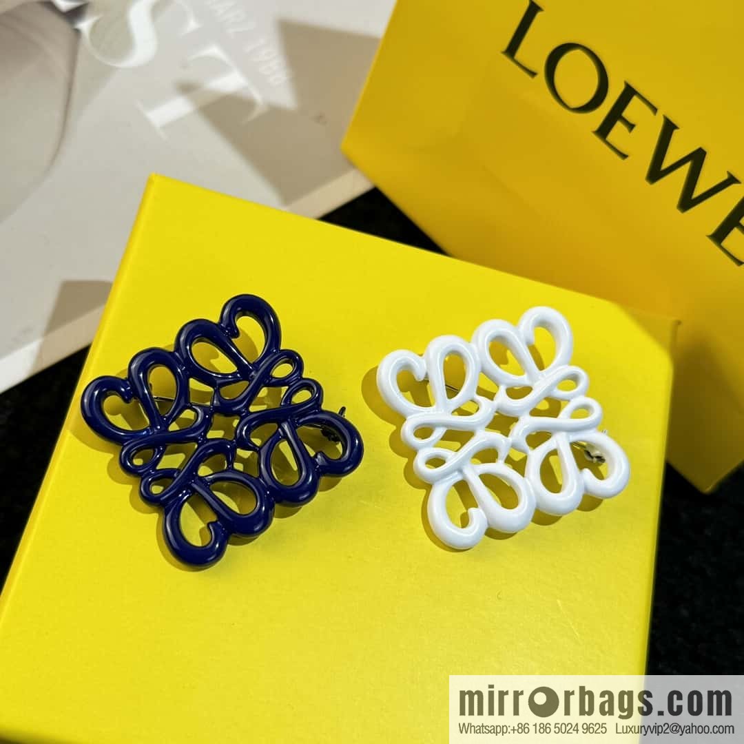 LOEWE Square Mooncake Brooch