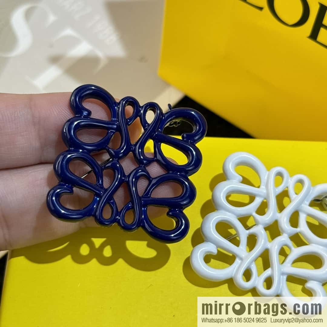 LOEWE Square Mooncake Brooch
