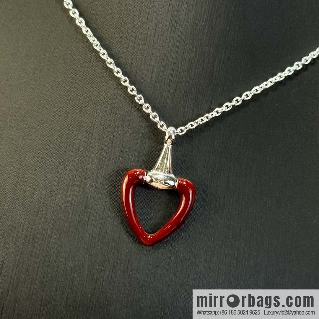 ❗️New ❗️☀ New Gucci Gucci peach heart love necklace ☀