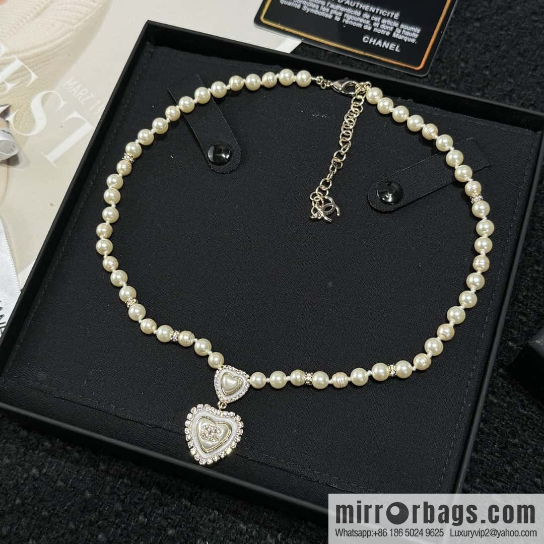 ☀️New ☑️ Chanel peach heart love pearl necklace