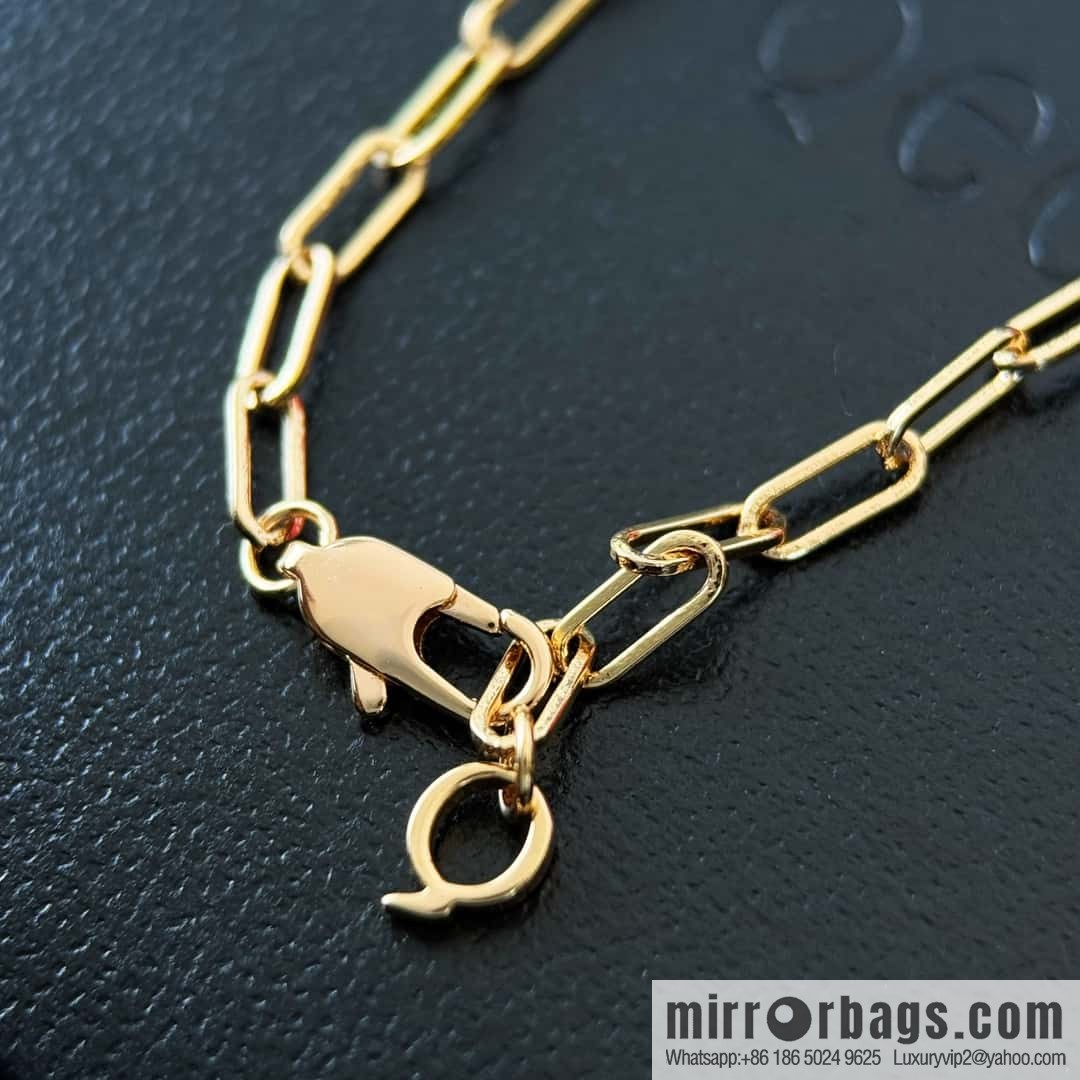 Qeelin Yu Yi Ruyi lock bracelet