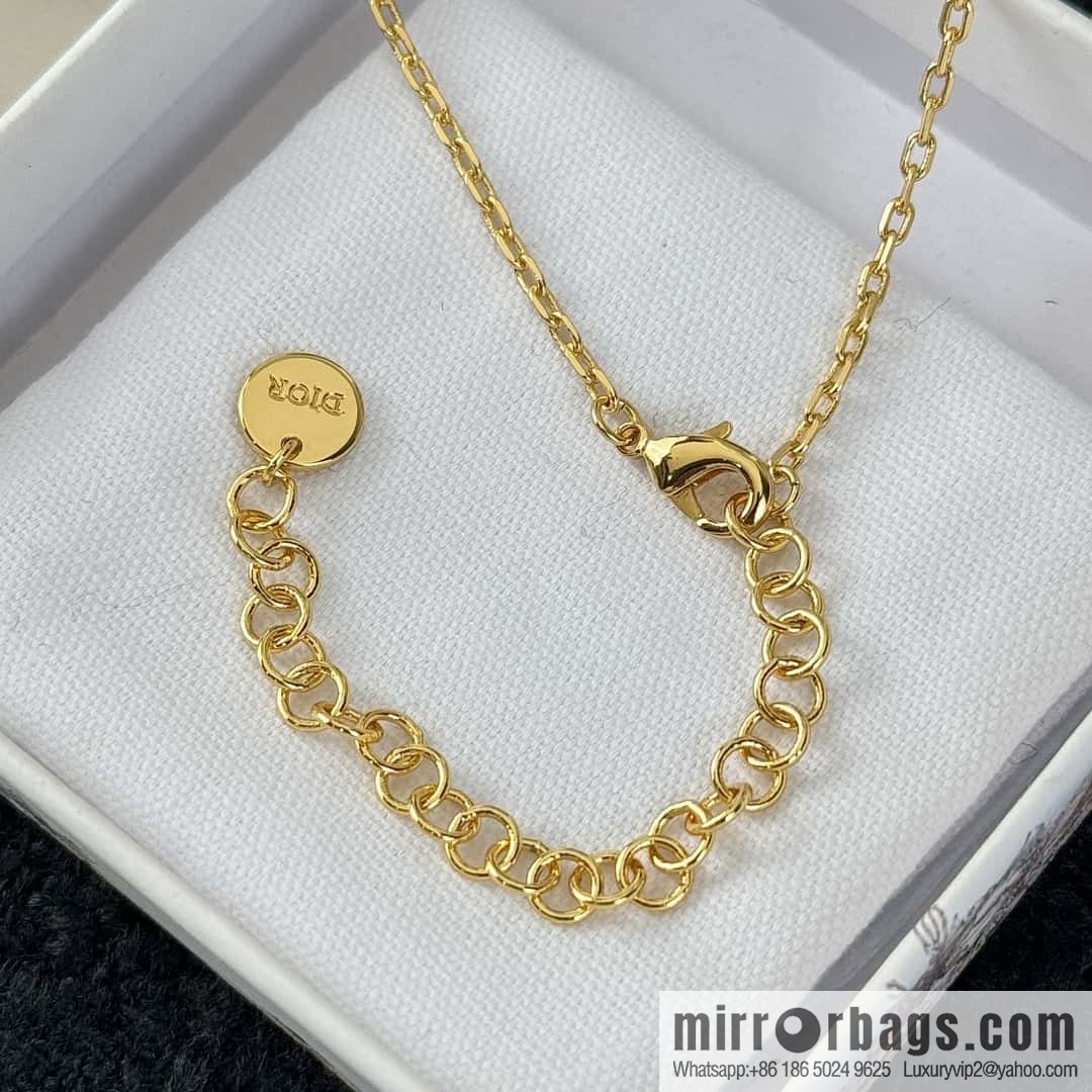 New ☑️ DIOR DIOR MISS DIOR letter pearl necklace