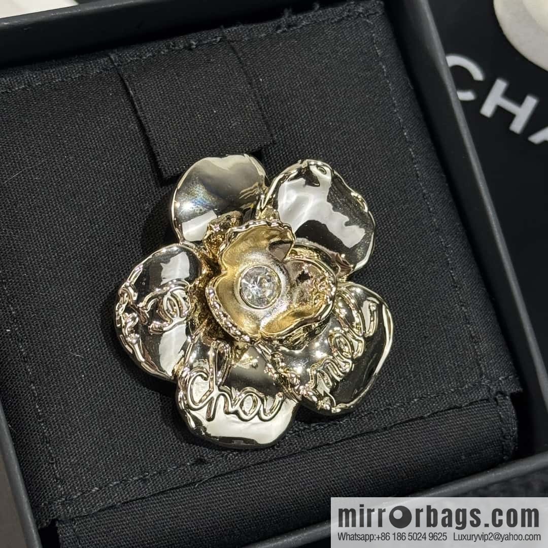 ❗️New ❗️ ☀️ New ☑️ Chanel Double C Gold Camellia Brooch ☀️
