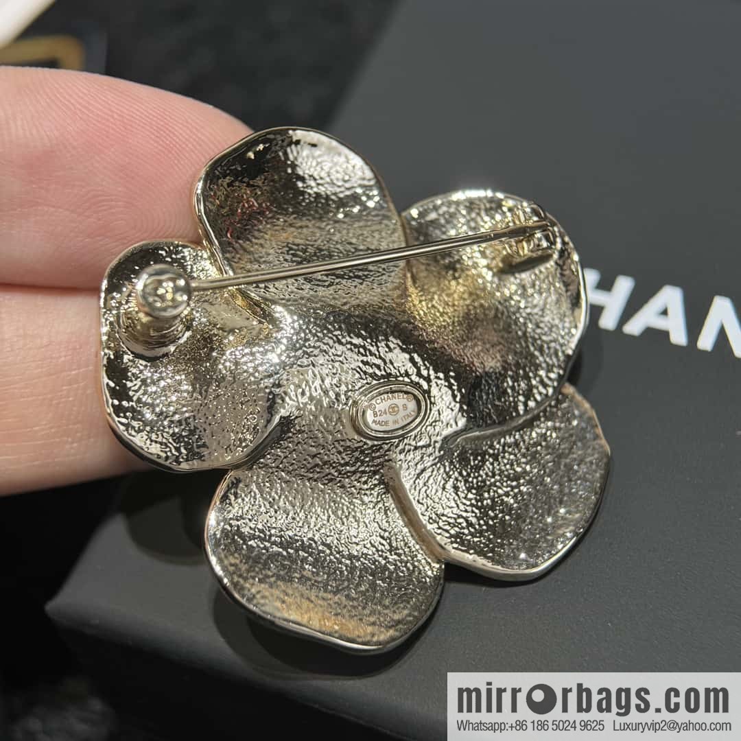 ❗️New ❗️ ☀️ New ☑️ Chanel Double C Gold Camellia Brooch ☀️