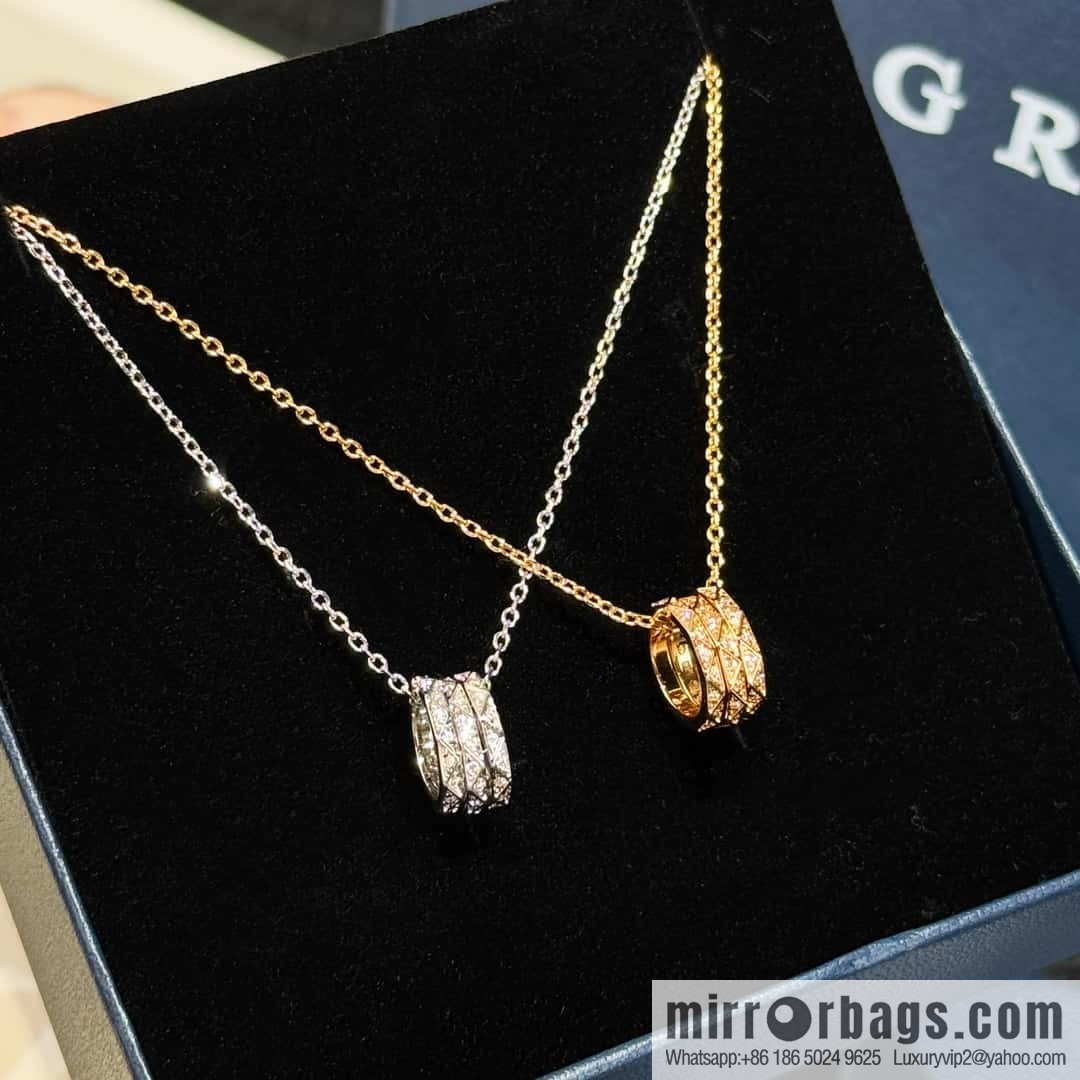 GRAFF Graff three-ring necklace