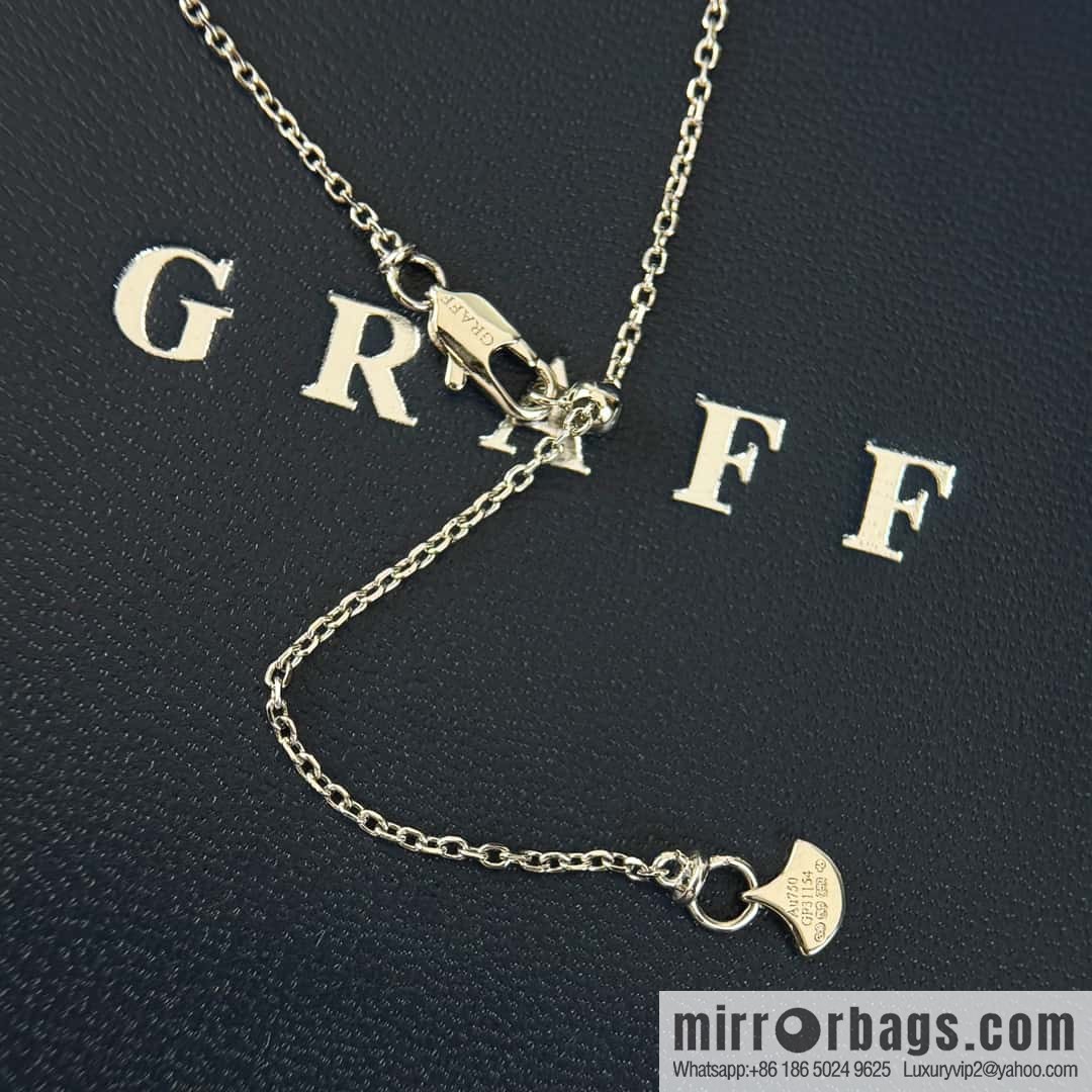 GRAFF Graff three-ring necklace