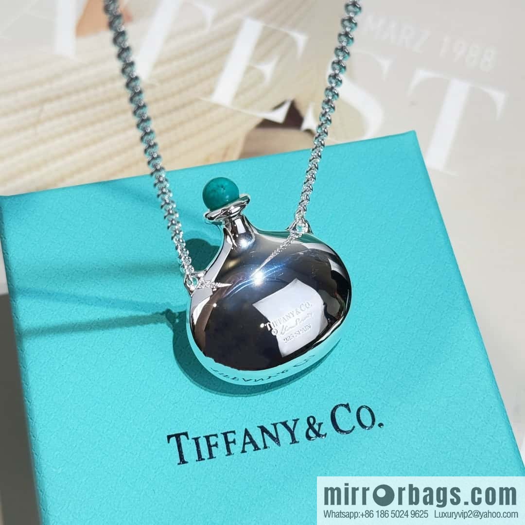 ❗️New ❗️ New ☑️ TIFFANY & Co. Glossy wine jug kettle necklace
