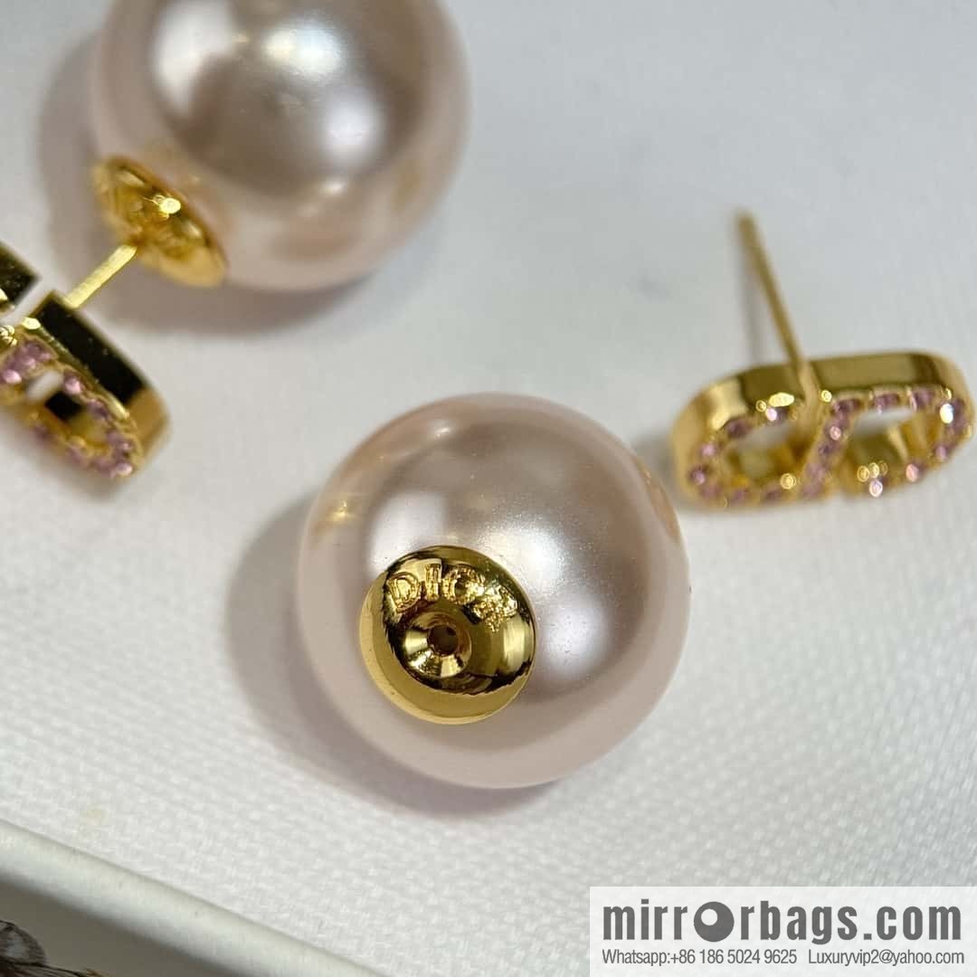 New ☑️ DIOR CD pink pearl stud earrings