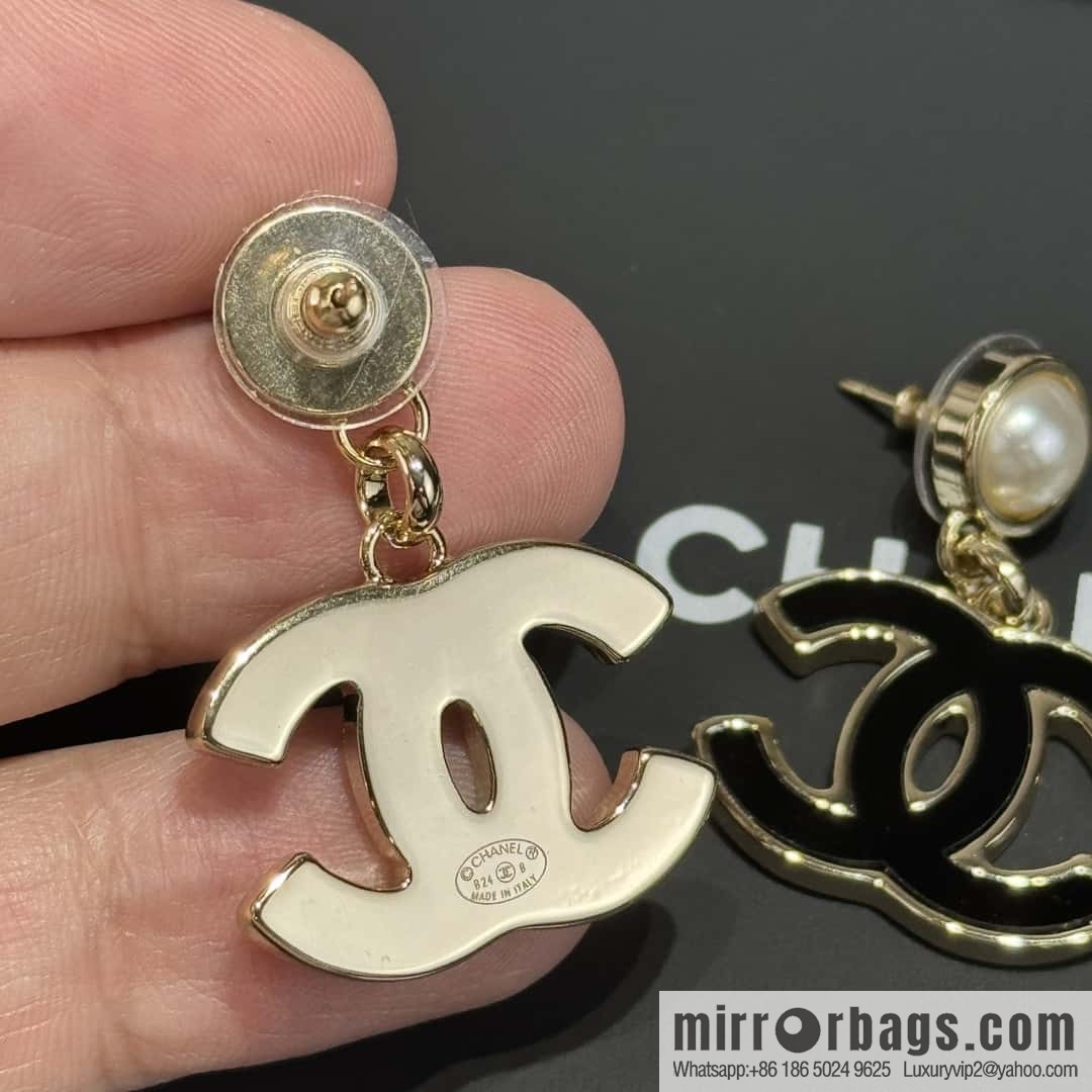 ❗️New ❗️☀️ new ☑️ chanel c2 double c black stud earrings ☀️