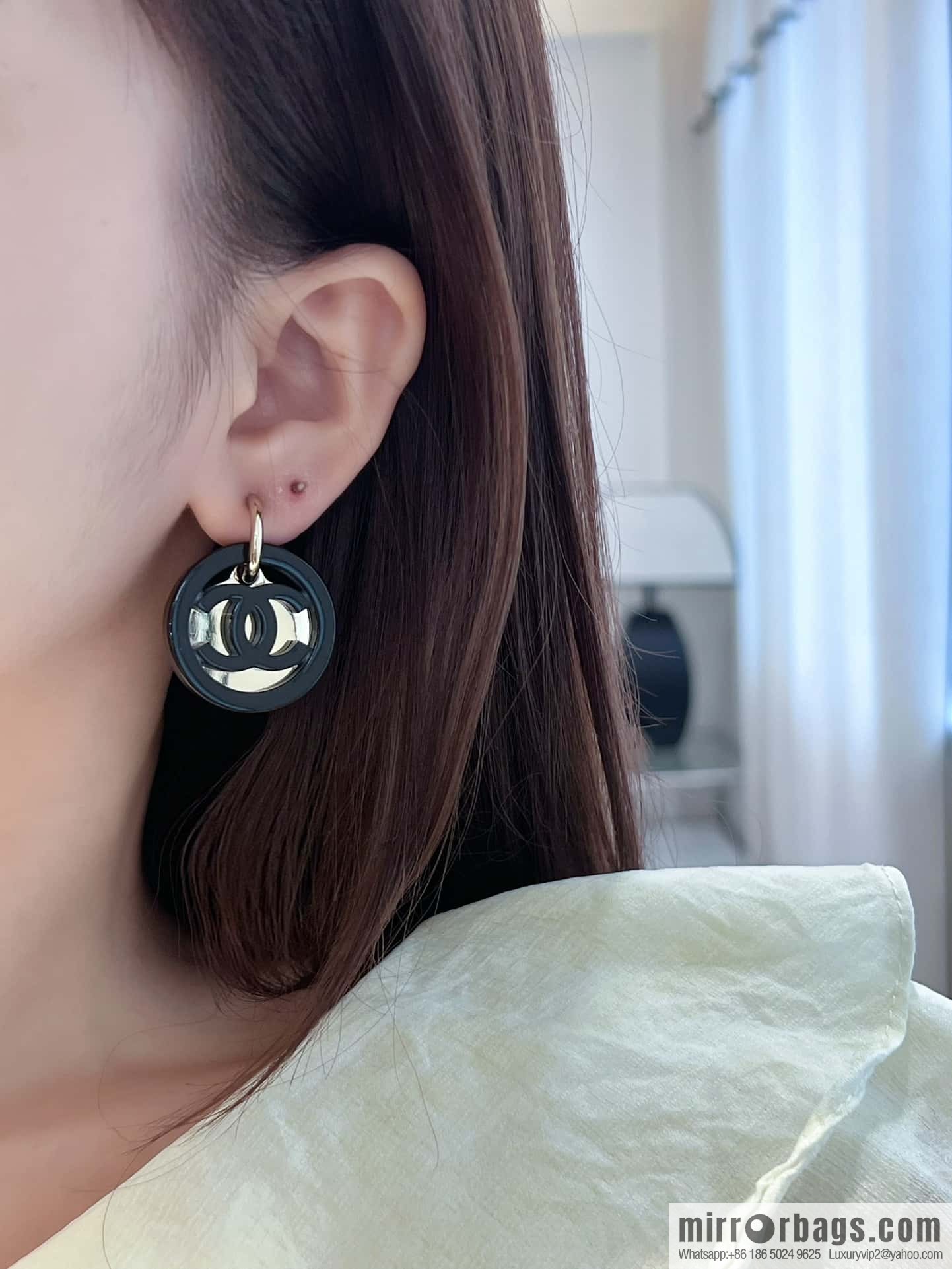 ❗️New ❗️ ☀️ new ☑️ chanel c2 double c round black stud earrings ☀️