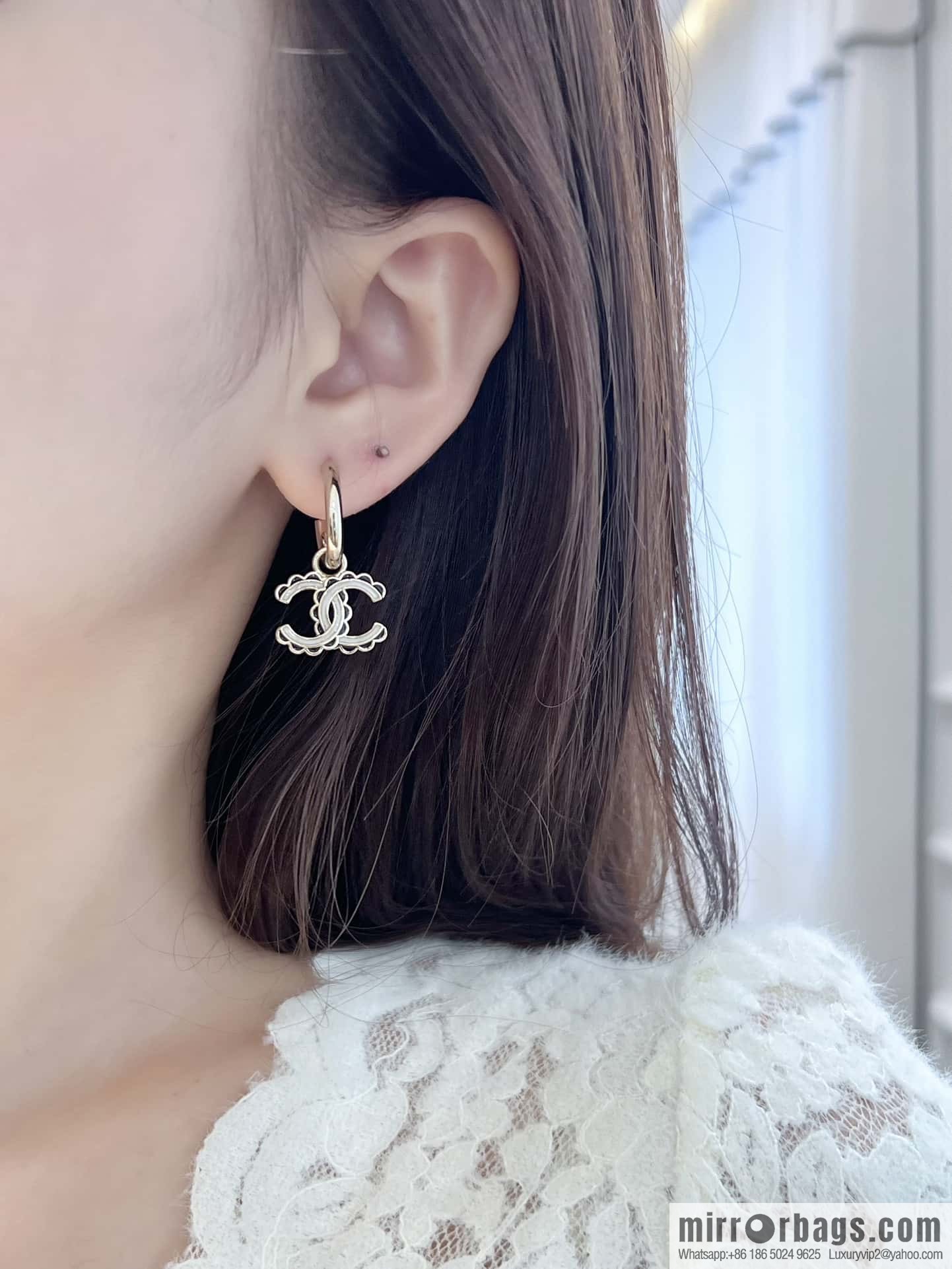 ❗️New ❗️☀️ new ☑️ chanel c2 double c lace edge stud earrings ☀️