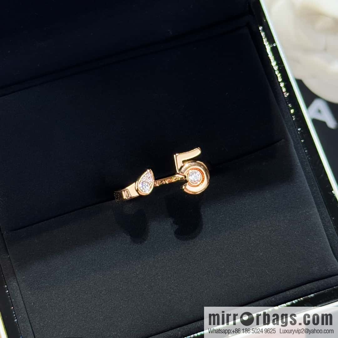 ❗️New ❗️☀️ New ☑️ Chanel COCO series 5-character ring ☀️