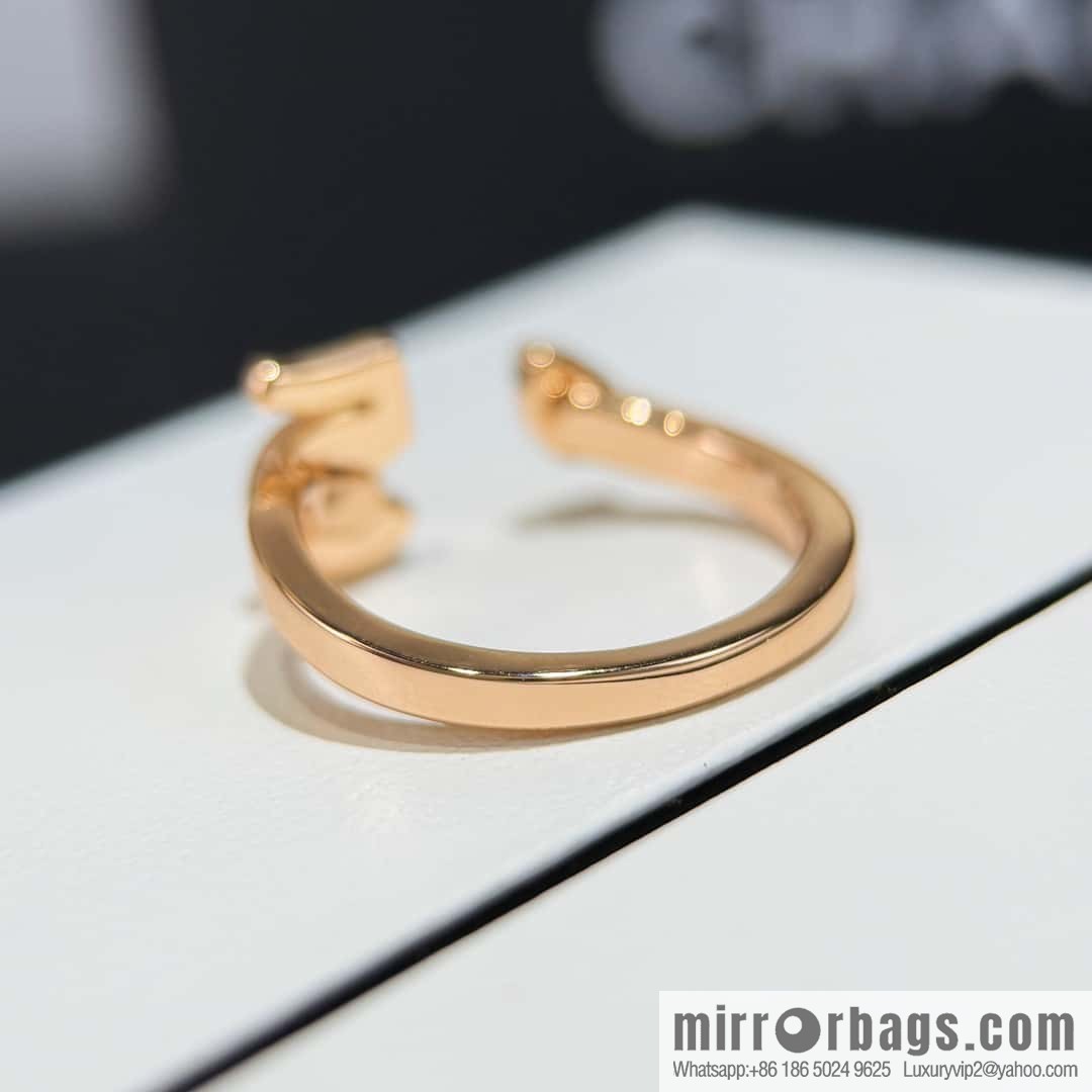 ❗️New ❗️☀️ New ☑️ Chanel COCO series 5-character ring ☀️