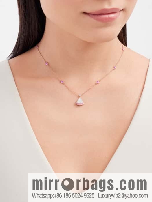 ❗️🎁 ☀️ Original ☀ BVLGARI DIVAS'DREAM Pink Diamond White Fritillary Fan Necklace  ☀️