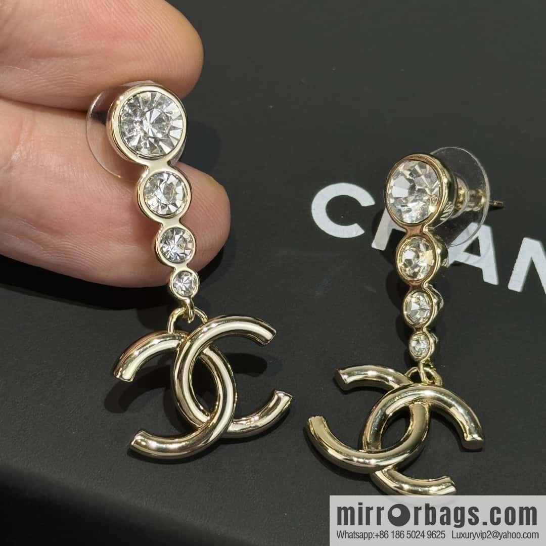 ❗️New ❗️☀️ new ☑️ chanel c2 double c round diamond stud earrings ☀️