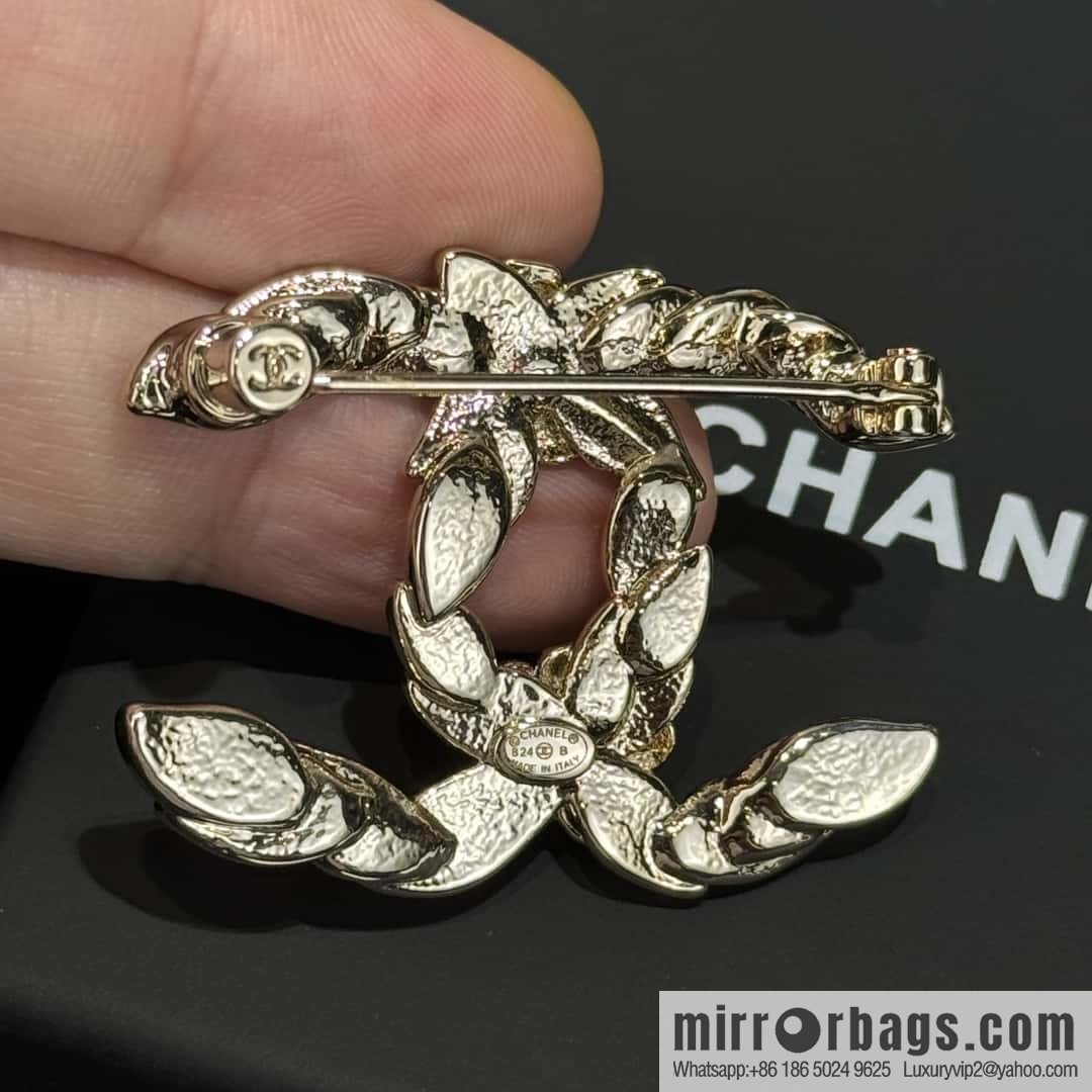 ❗️New ❗️☀️ New ☑️ Chanel Double C Brooch ☀️