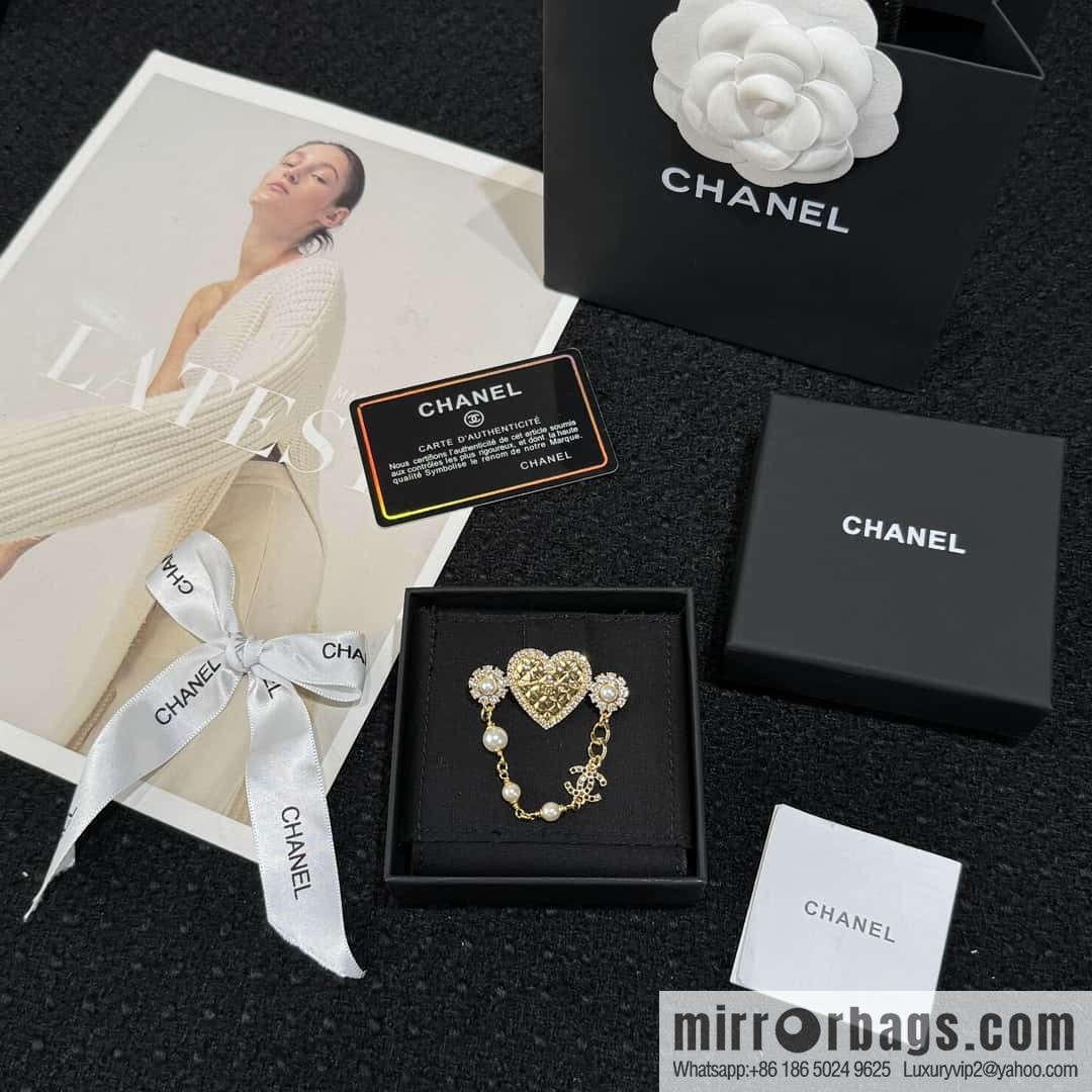 ❗️New ❗️☀️ New ☑️ Chanel Double C Rhombus Peach Heart Love Brooch ☀️