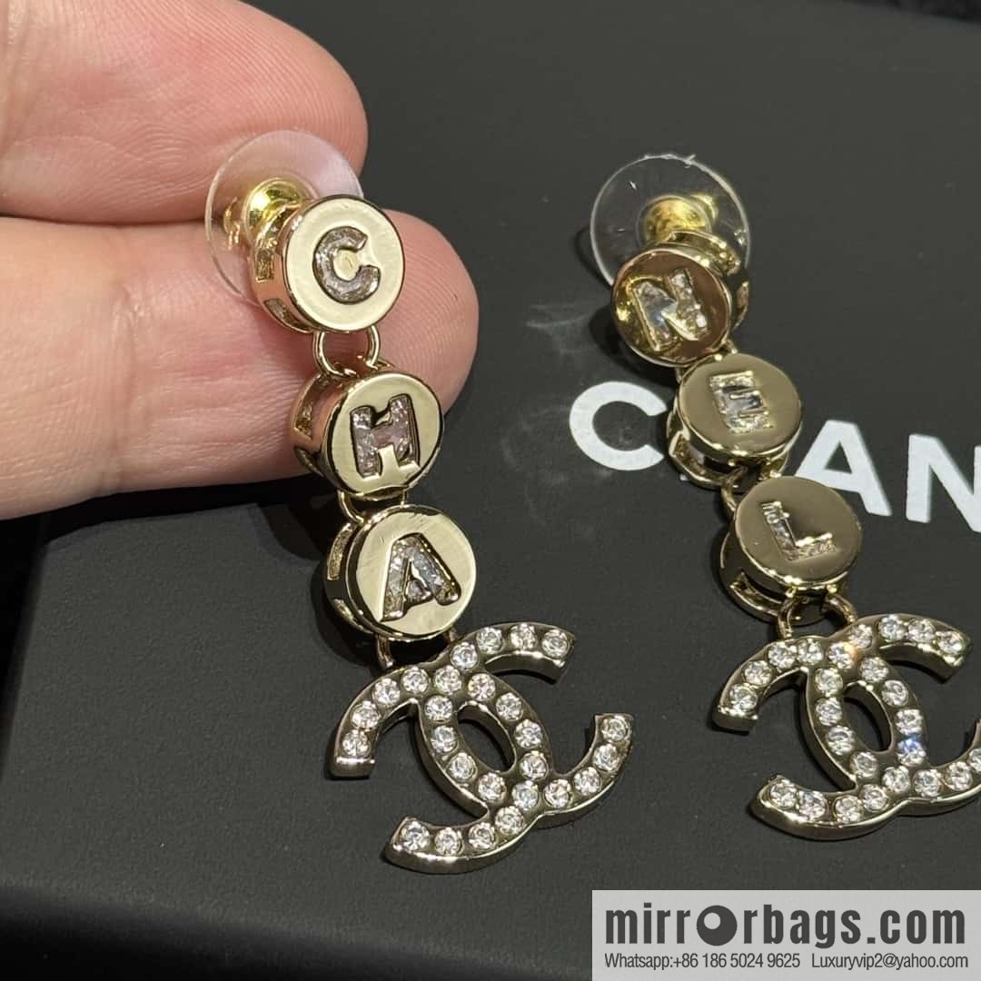 ❗️New ❗️☀️ new ☑️ chanel c4 double c round letter stud earrings ☀️