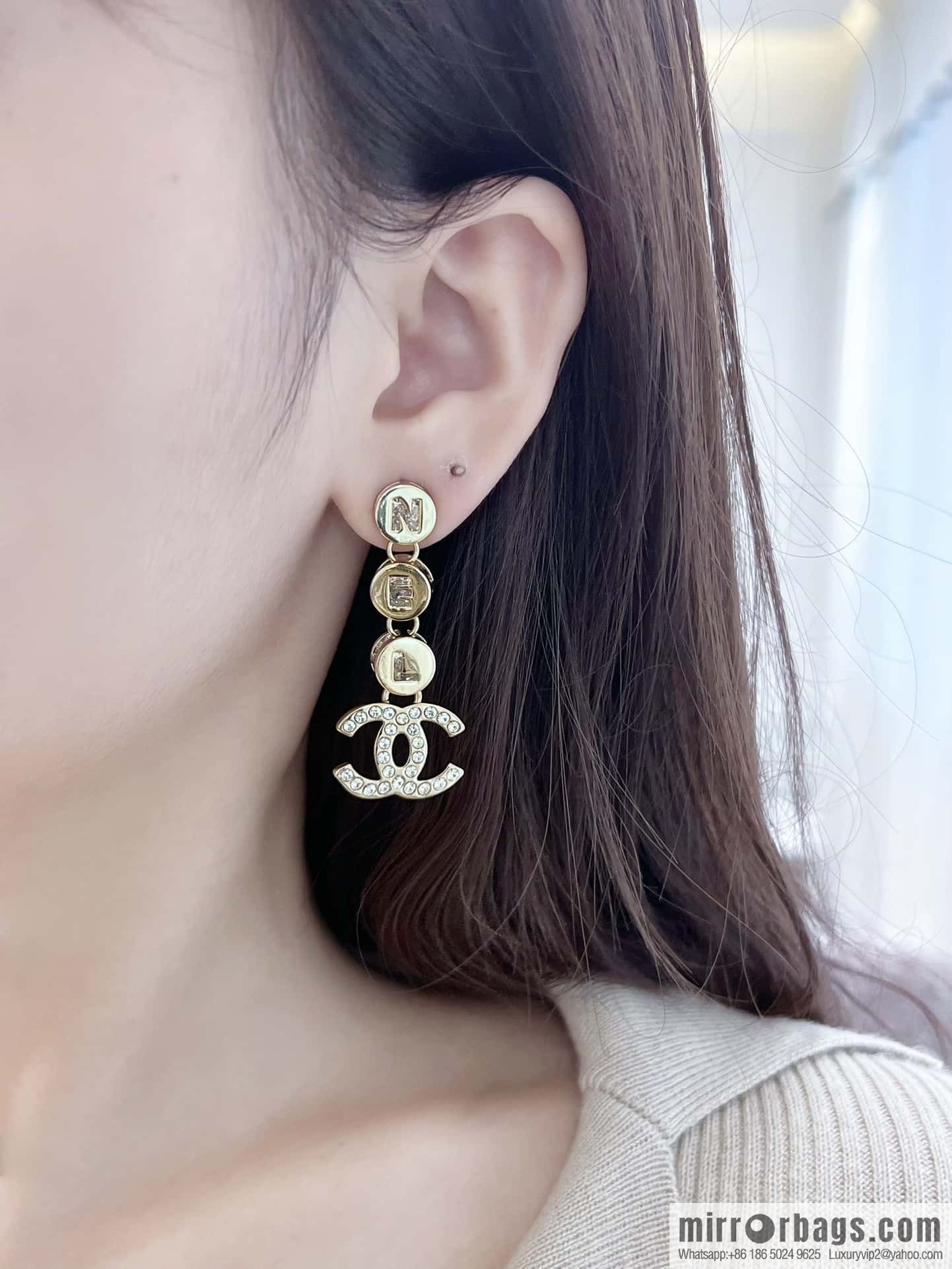 ❗️New ❗️☀️ new ☑️ chanel c4 double c round letter stud earrings ☀️