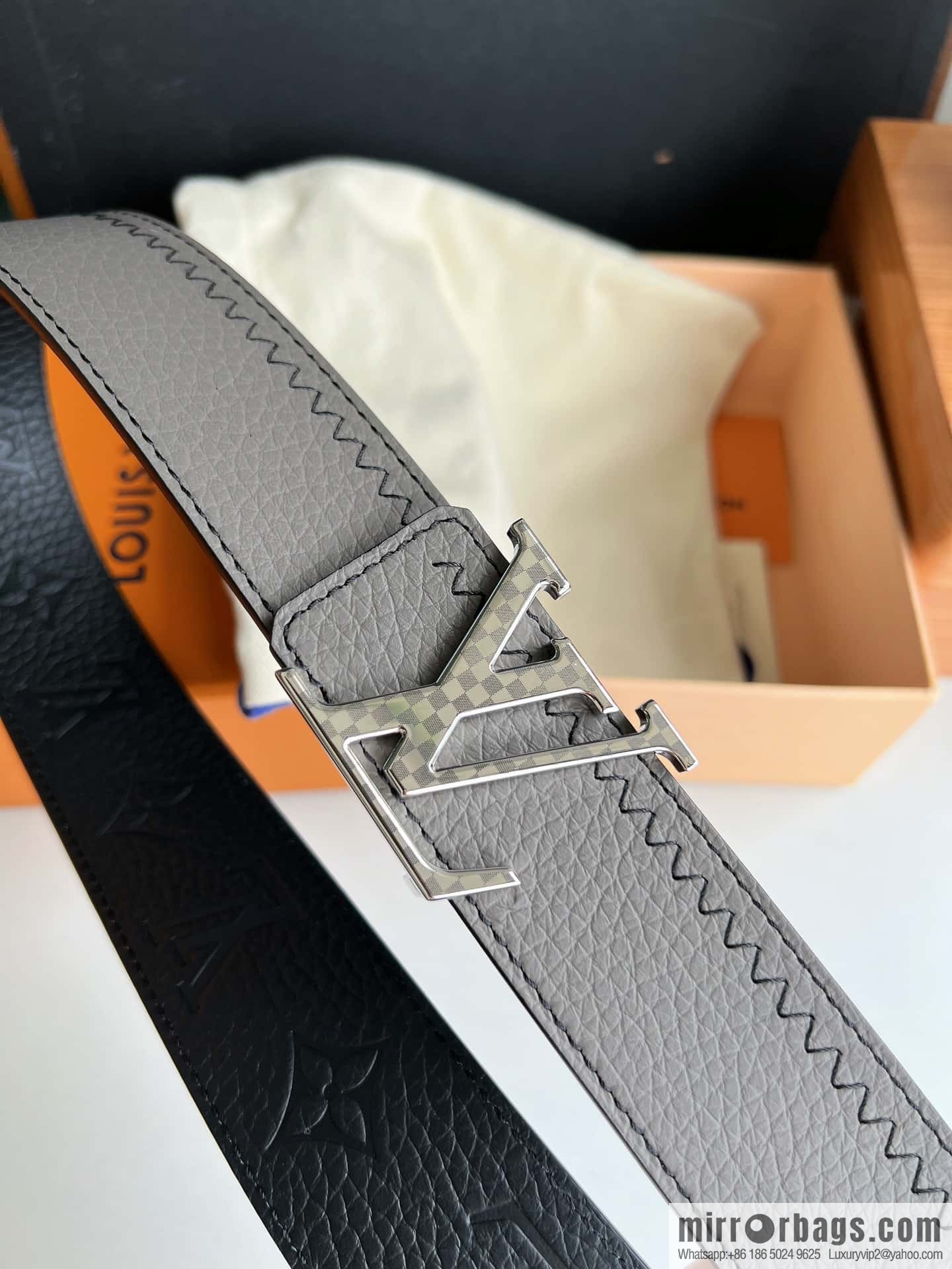 LV/Louis Vuitton Monogram lnitiales Color. Blocks Double Sided Belt 40mm