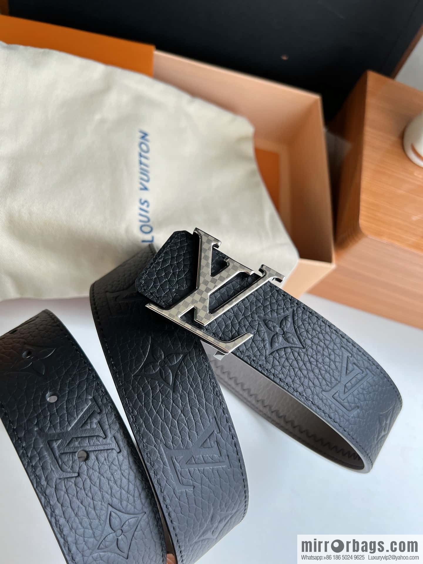 LV/Louis Vuitton Monogram lnitiales Color. Blocks Double Sided Belt 40mm