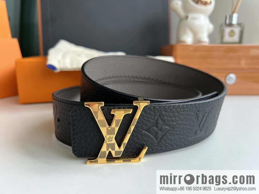 LV/Louis Vuitton Monogram lnitiales Color. Blocks Double Sided Belt 40mm