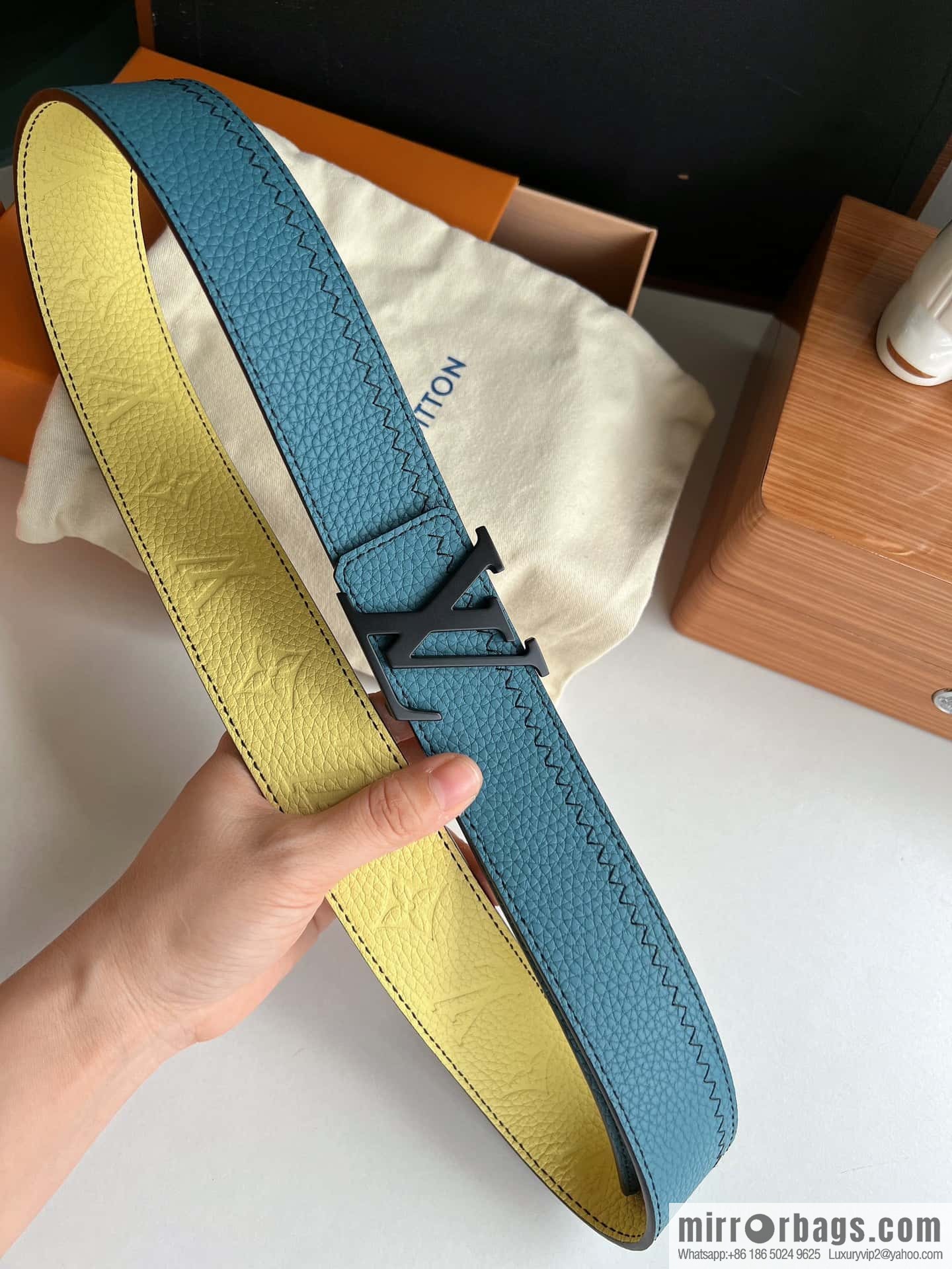 LV/Louis Vuitton Monogram lnitiales Color. Blocks Double Sided Belt 40mm