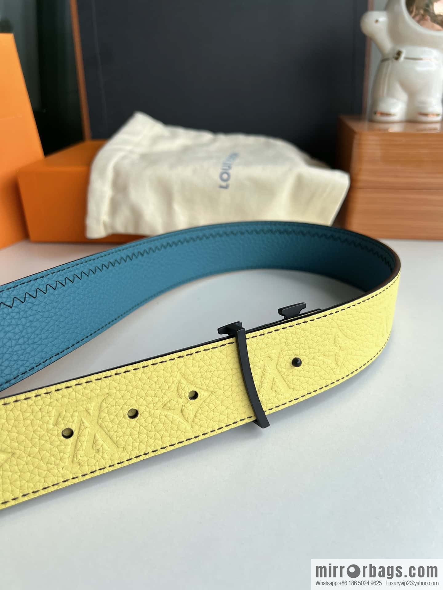 LV/Louis Vuitton Monogram lnitiales Color. Blocks Double Sided Belt 40mm