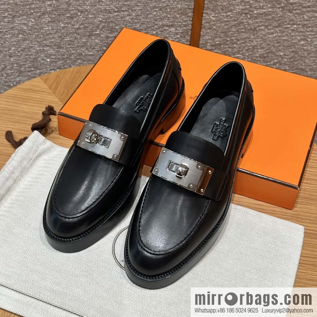 HERMES 101 Hot loafer, black/89/Noir calfskin/Calfskin