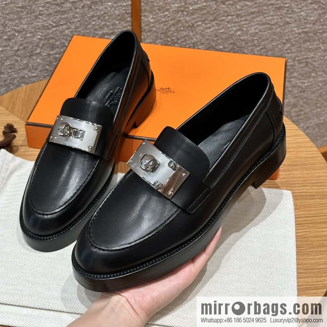 HERMES 101 Hot loafer, black/89/Noir calfskin/Calfskin