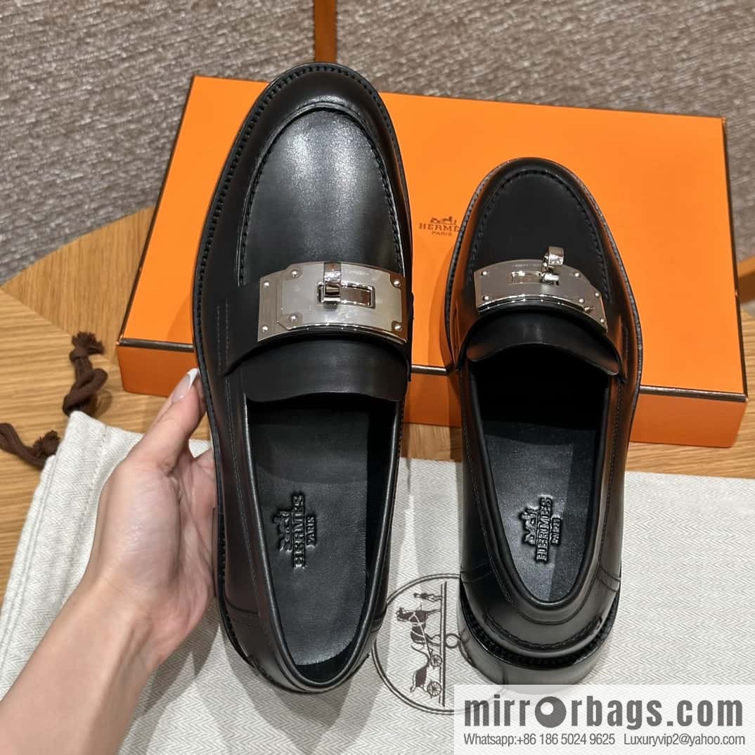 HERMES 101 Hot loafer, black/89/Noir calfskin/Calfskin