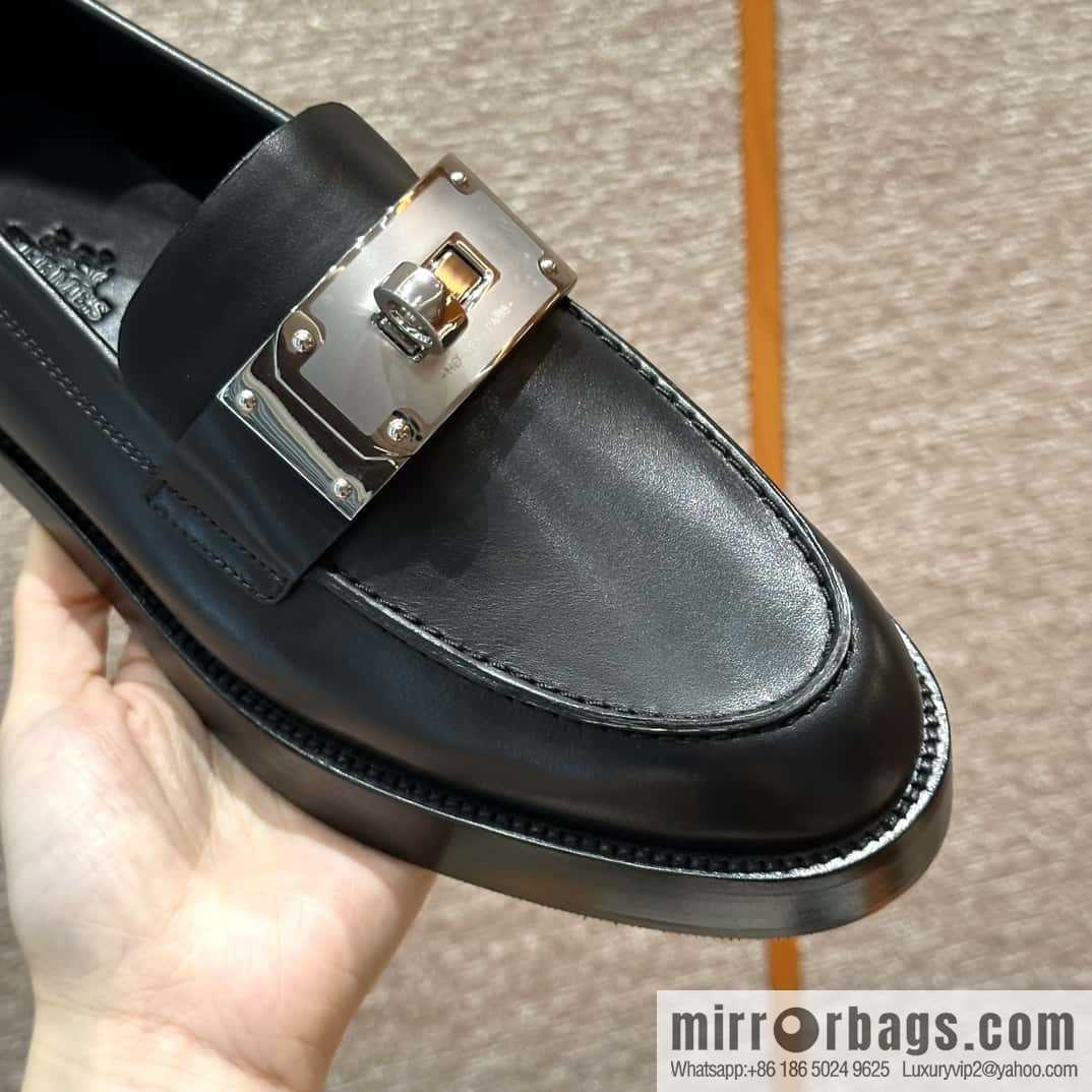 HERMES 101 Hot loafer, black/89/Noir calfskin/Calfskin