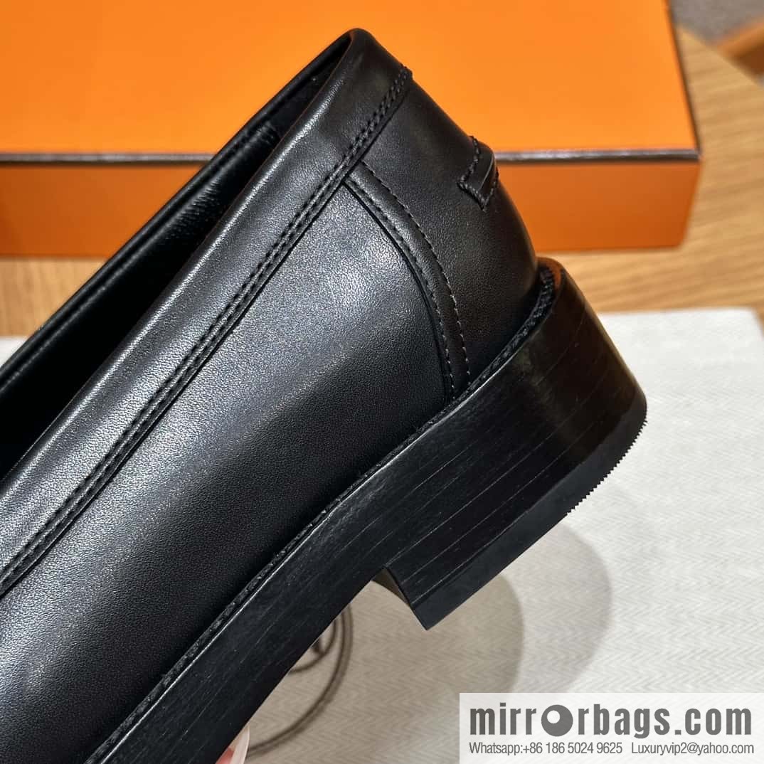 HERMES 101 Hot loafer, black/89/Noir calfskin/Calfskin