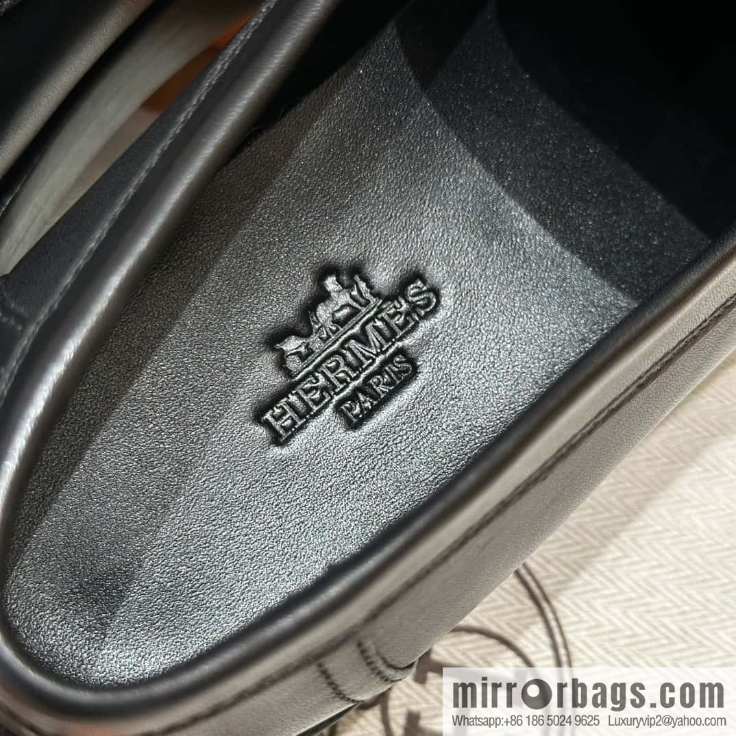 HERMES 101 Hot loafer, black/89/Noir calfskin/Calfskin
