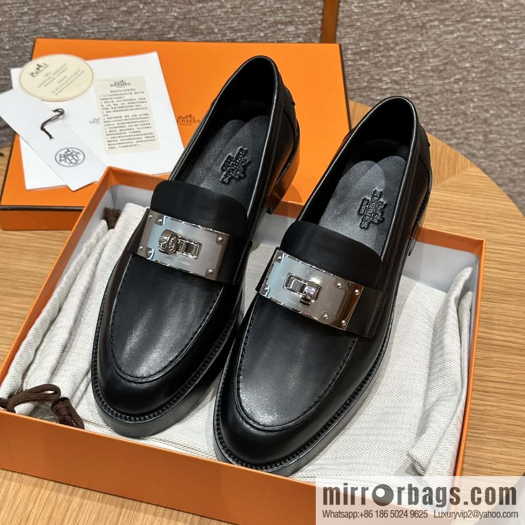 HERMES 101 Hot loafer, black/89/Noir calfskin/Calfskin