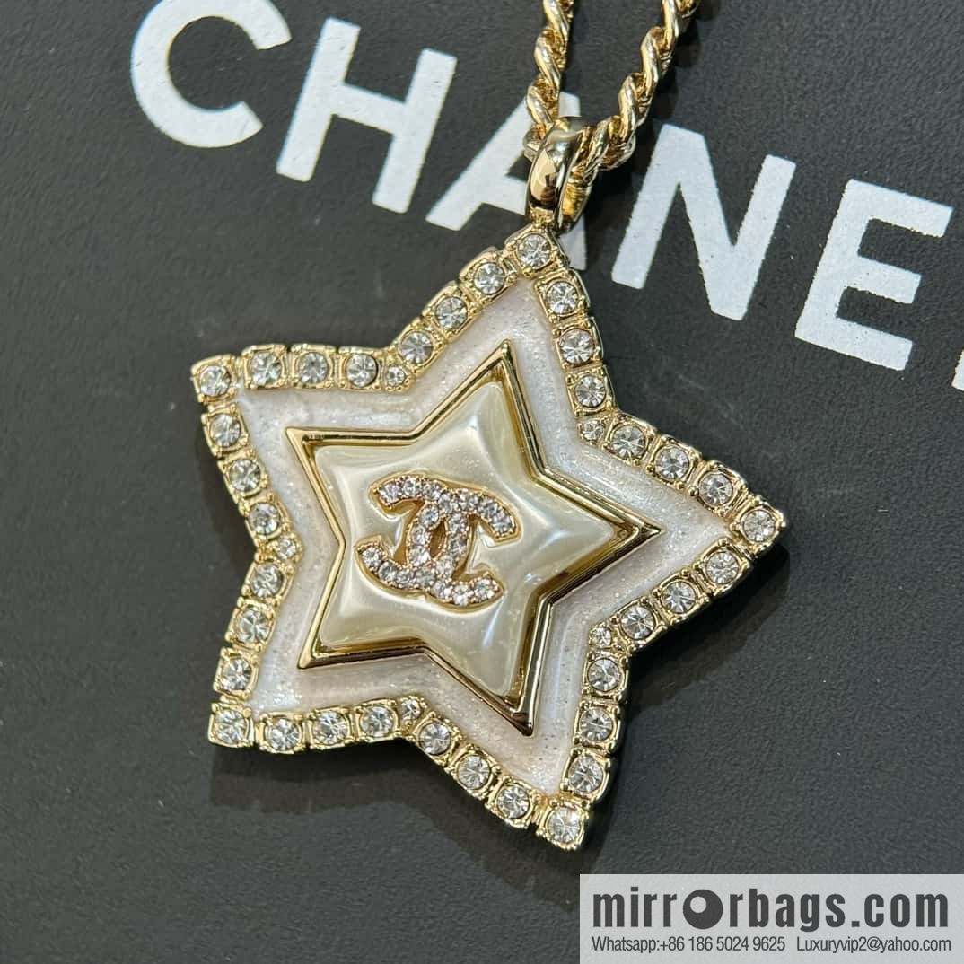❗️New ❗️☀️ New ☑️ Chanel pentagram ⭐ star necklace ☀️