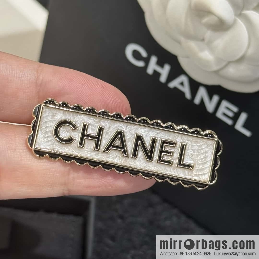 ❗️New ❗️ ☀️ new ☑️ Chanel brand letter brooch ☀️