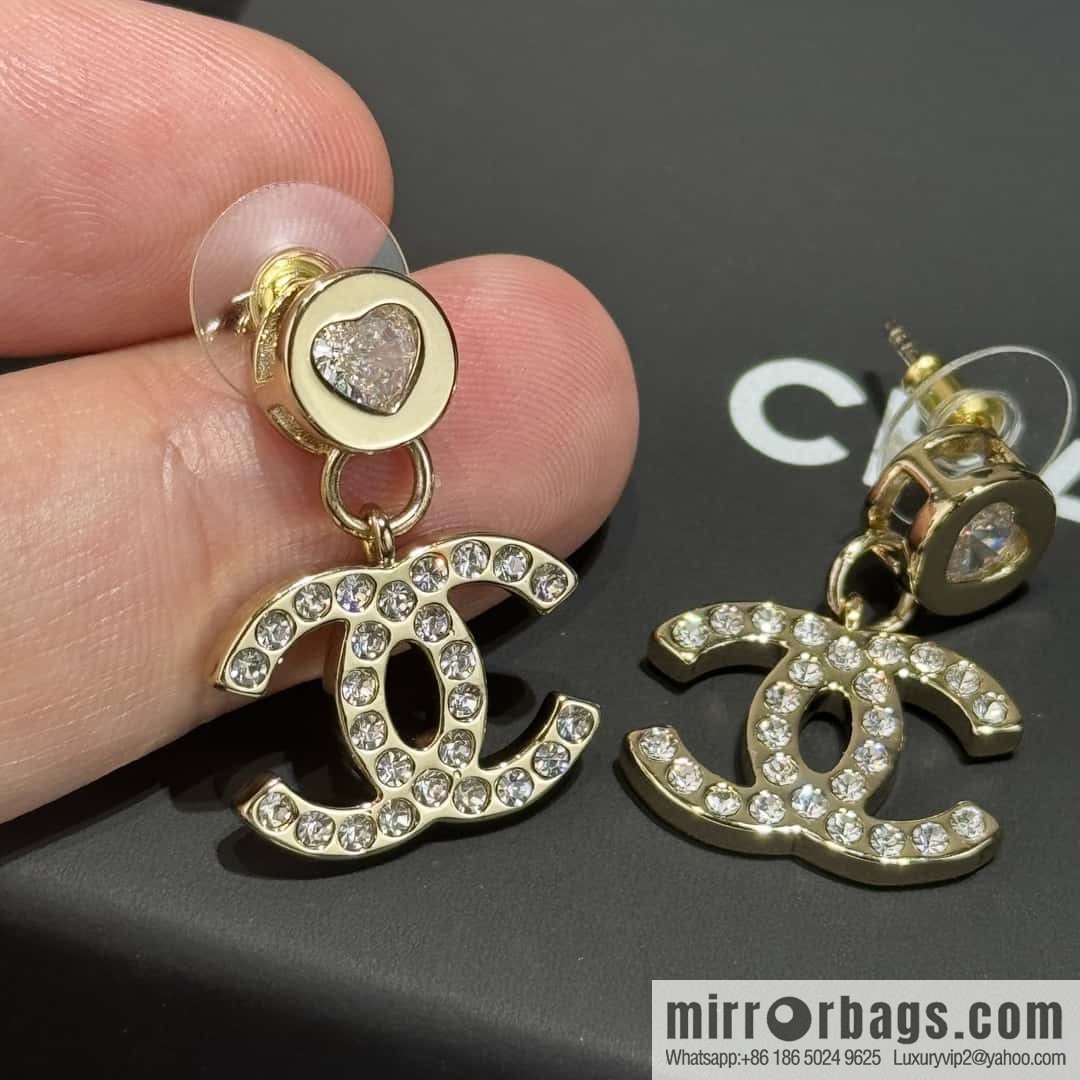 ❗️New ❗️☀️ new ☑️ chanel c2 double c peach heart love stud earrings ☀️