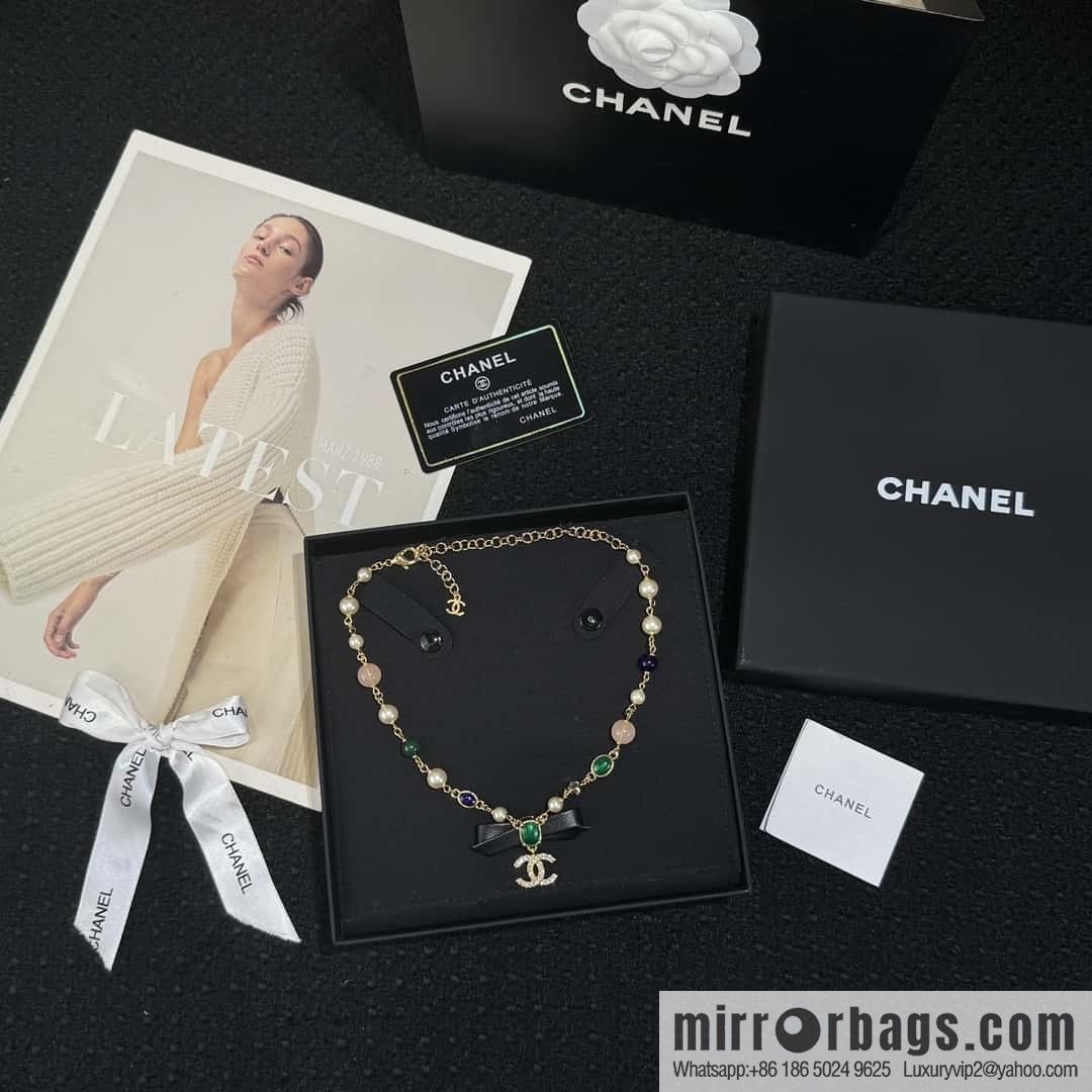 ❗️New ❗️ ☀️ New ☑️ Chanel Emerald Bow Necklace ☀️