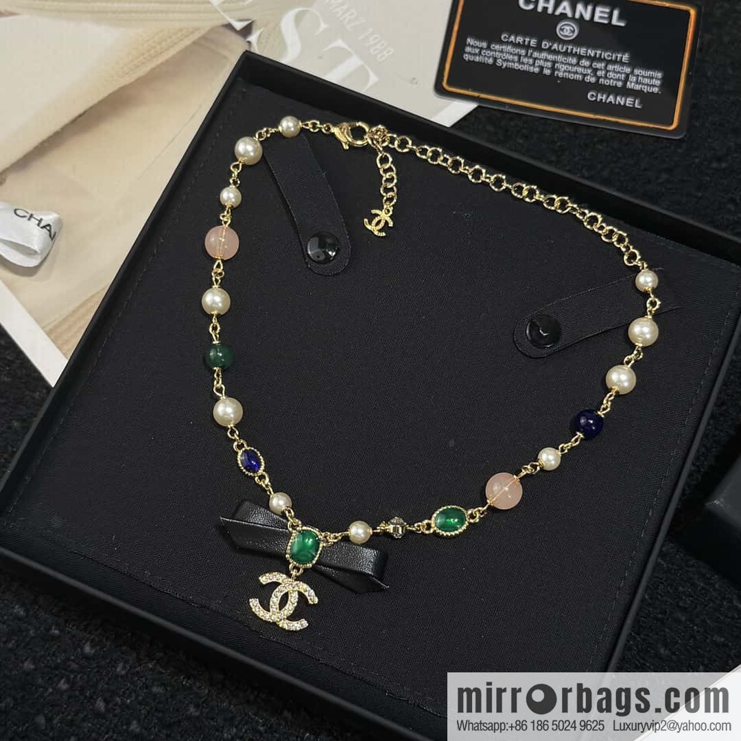 ❗️New ❗️ ☀️ New ☑️ Chanel Emerald Bow Necklace ☀️