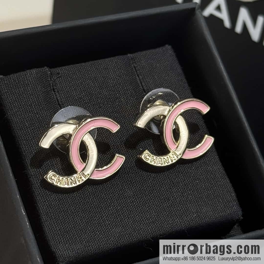 ❗️New ❗️☀️ new ☑️ chanel c1 double c half pink oil stud earrings ☀️