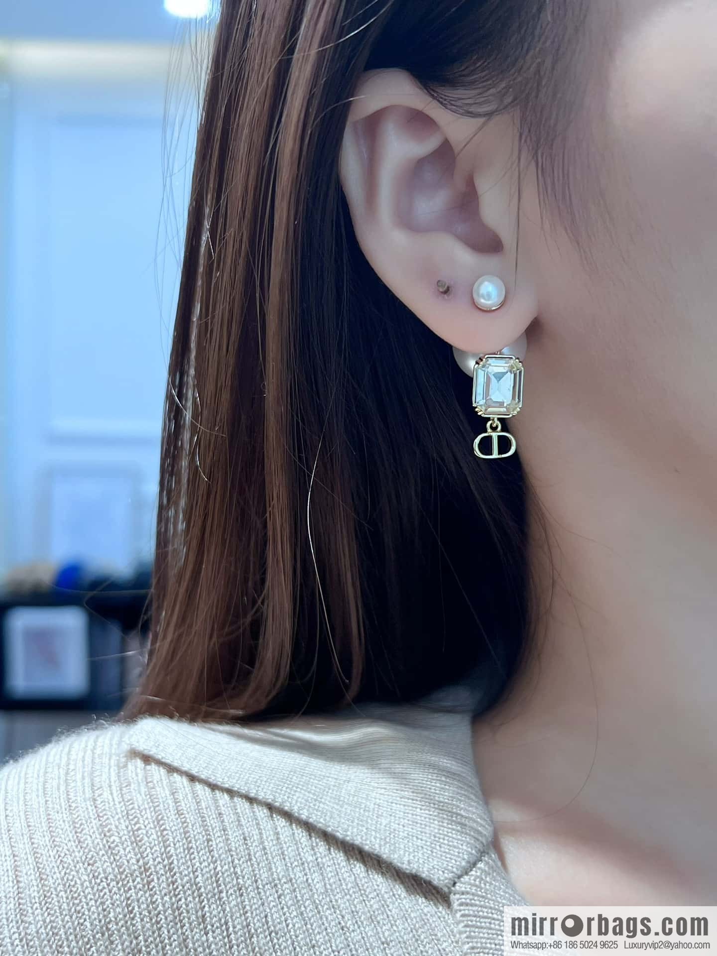 New ☑️ DIOR CD size pearl stud earrings