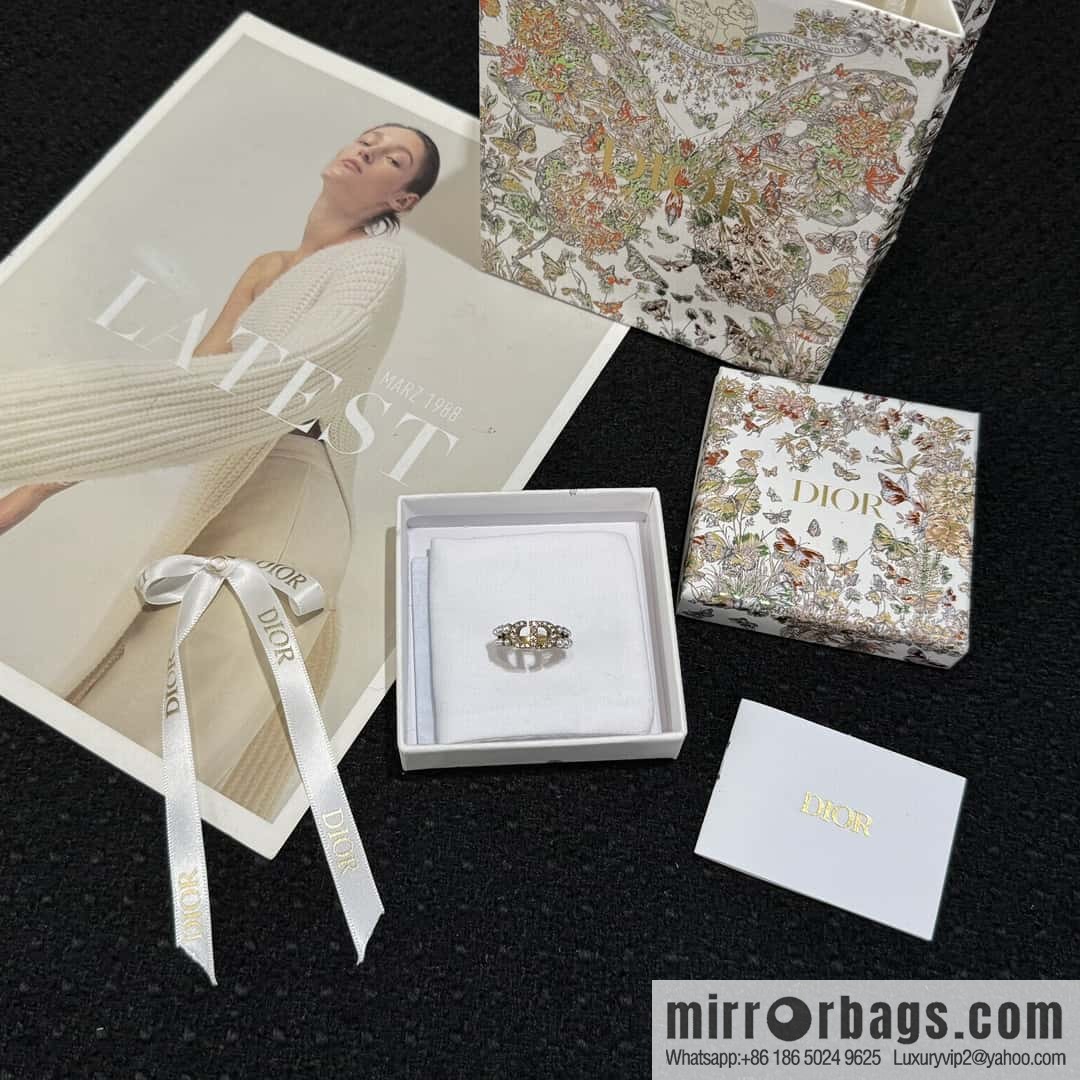 New ☑️ DIOR CD Pearl Ring