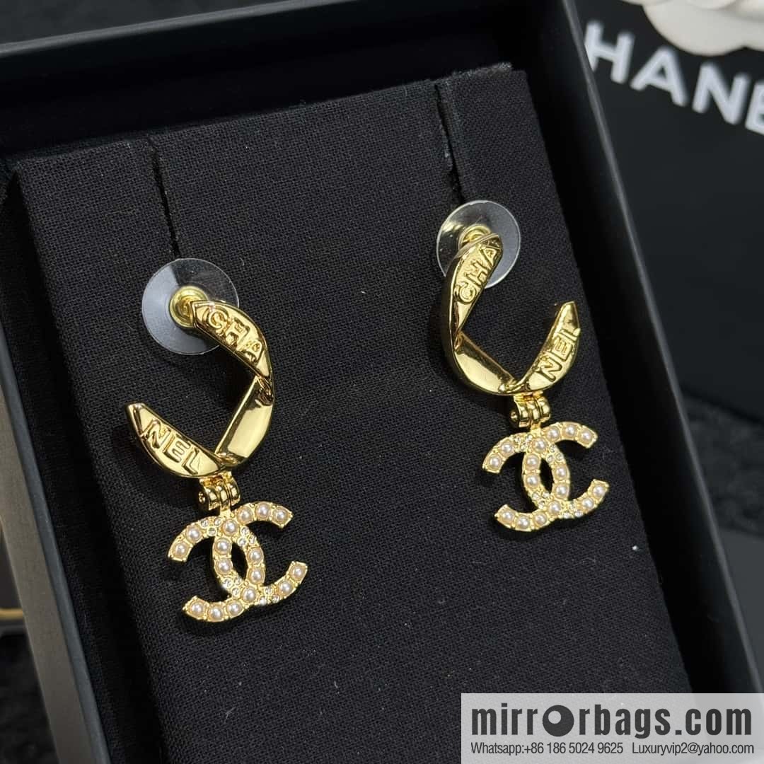 ❗️New ❗️☀️ new ☑️ chanel c2 double c stud earrings ☀️