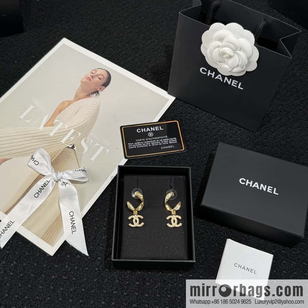 ❗️New ❗️☀️ new ☑️ chanel c2 double c stud earrings ☀️