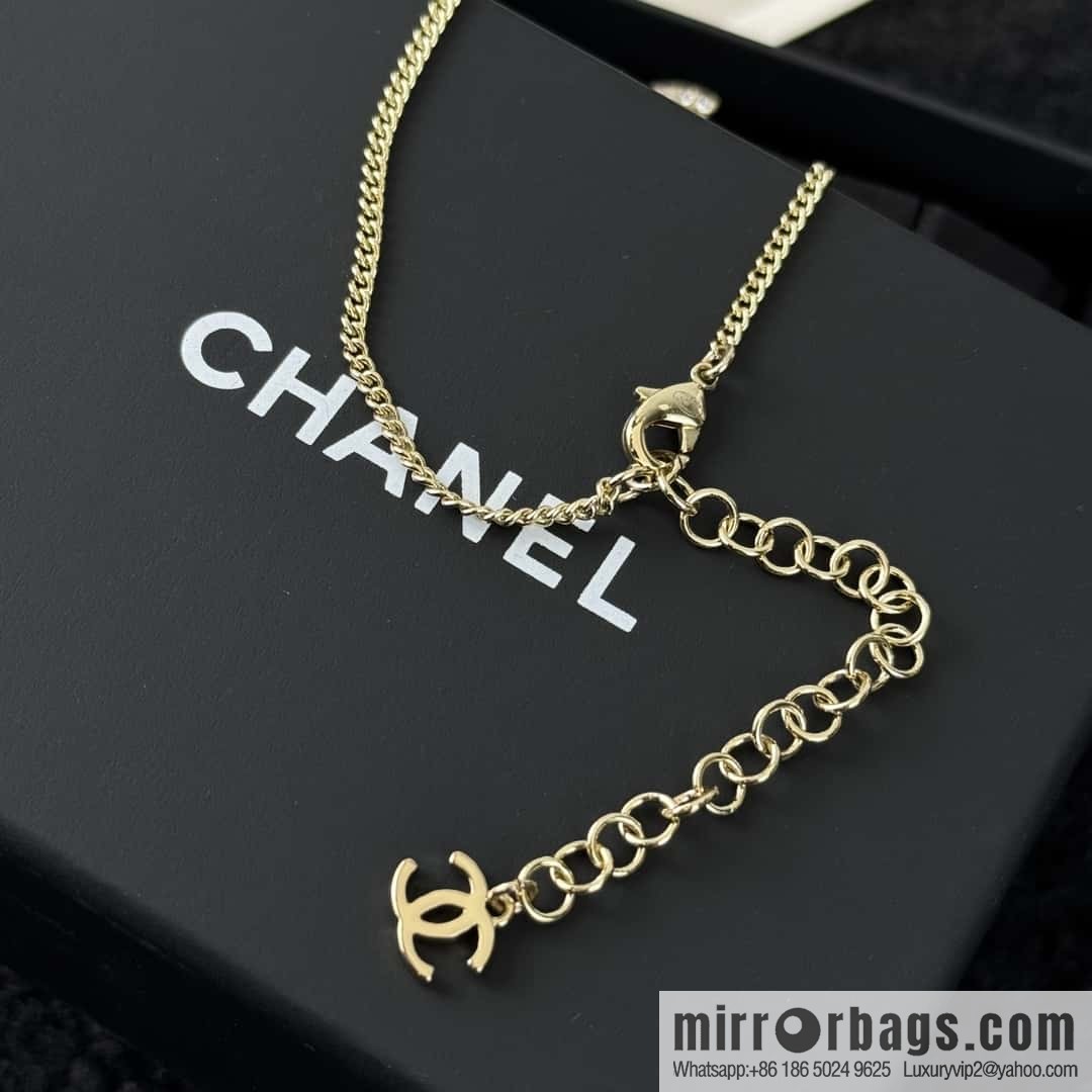 ❗️New ❗️ ☀️ new ☑️ Chanel double c round peach heart love necklace ☀️