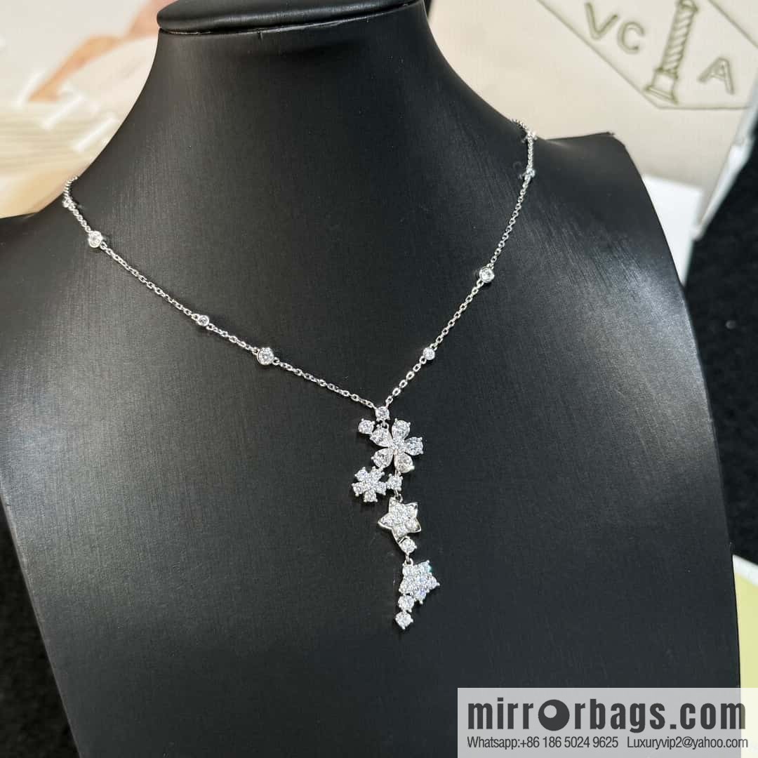 Van Cleef & Arpels A Midsummer Night's Dream Folie des Pres Necklace