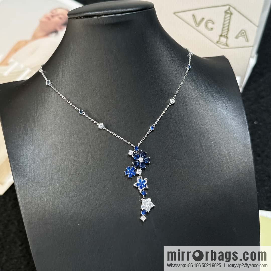 Van Cleef & Arpels A Midsummer Night's Dream Folie des Pres Necklace